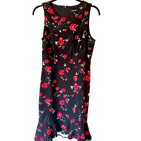 Roz & Ali Dresses & Skirts - VINTAGE ROSE FLORAL‎ DRESS
